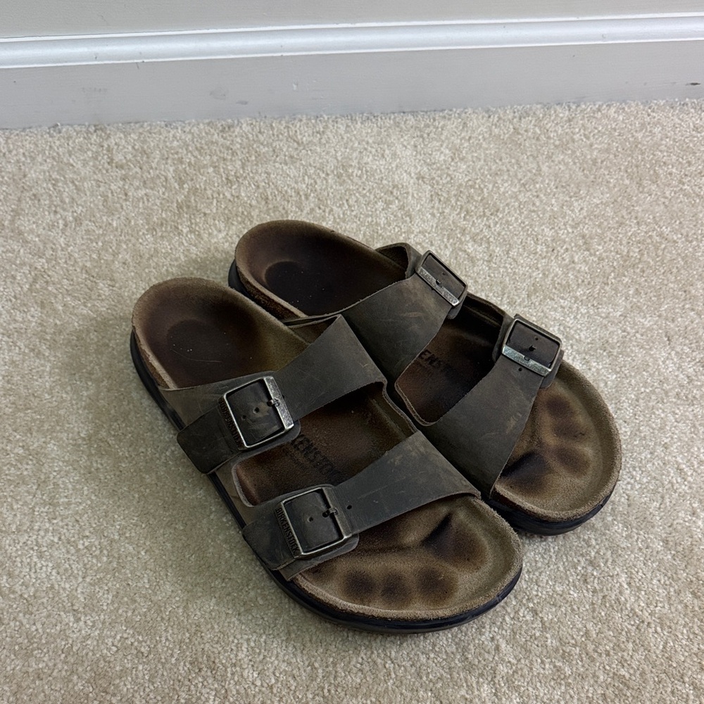 Birkenstock Arizona Crosstown - Size 10/34 - Khaki Oiled Leather